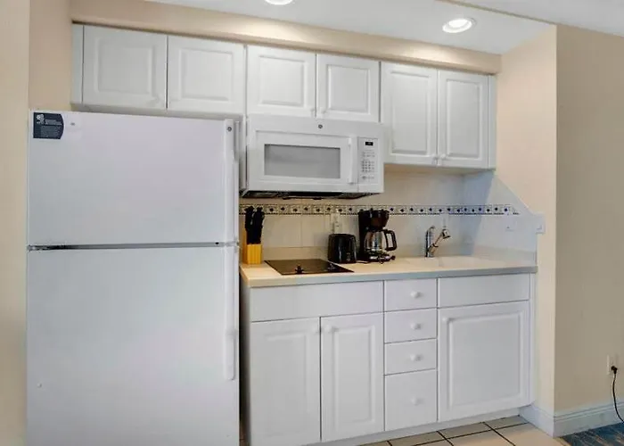 Oceanfront Studio In Daytona Beach Resort
